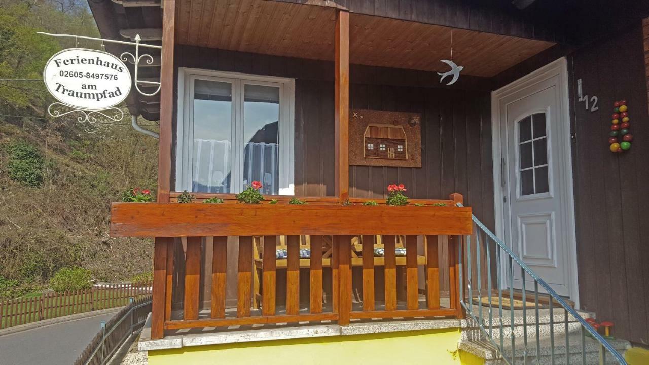 Ferienhaus Am Traumpfad Hatzenport Eksteriør bilde